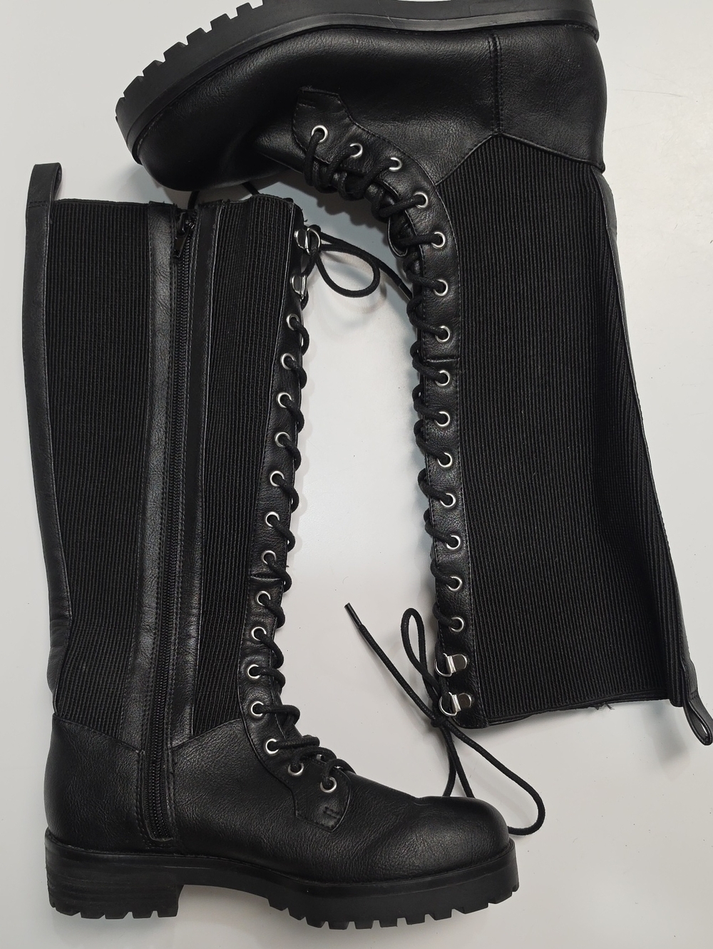 Crown Vintage Black Mixed-Media Lace-Up Knee-High Combat Boots - Size 6